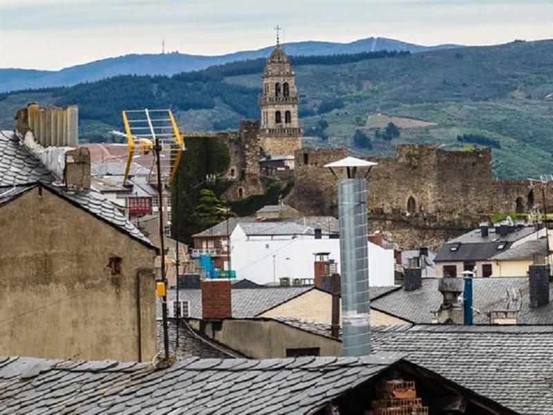 Hotel Aroi Ponferrada Exterior photo